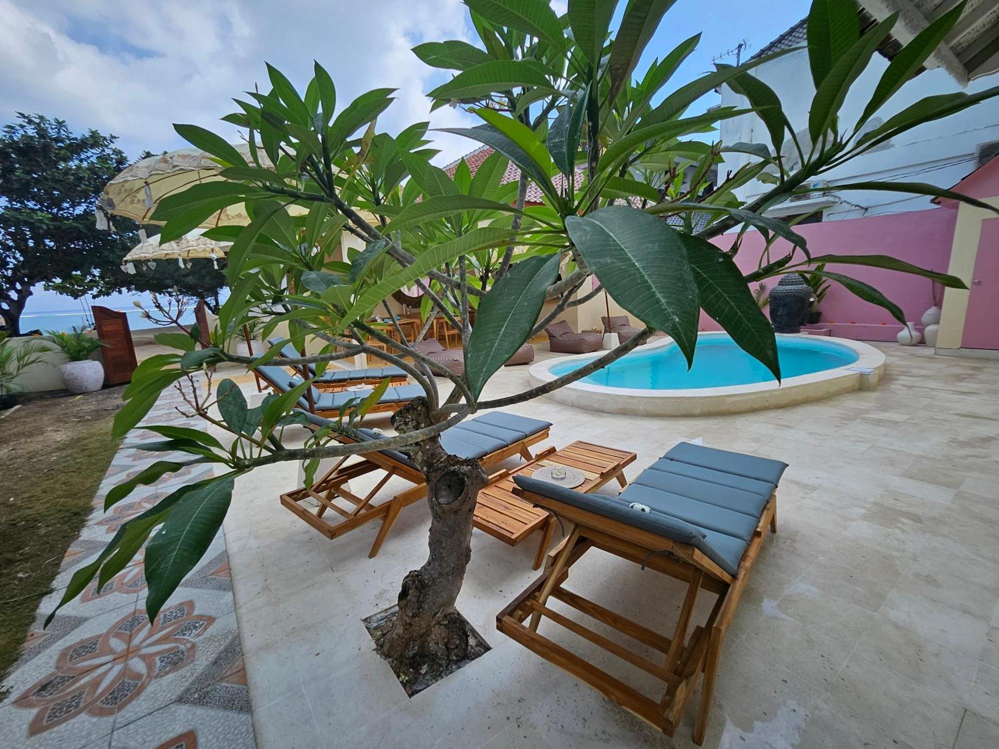 United Colors Of Lembongan Hotel Exterior foto