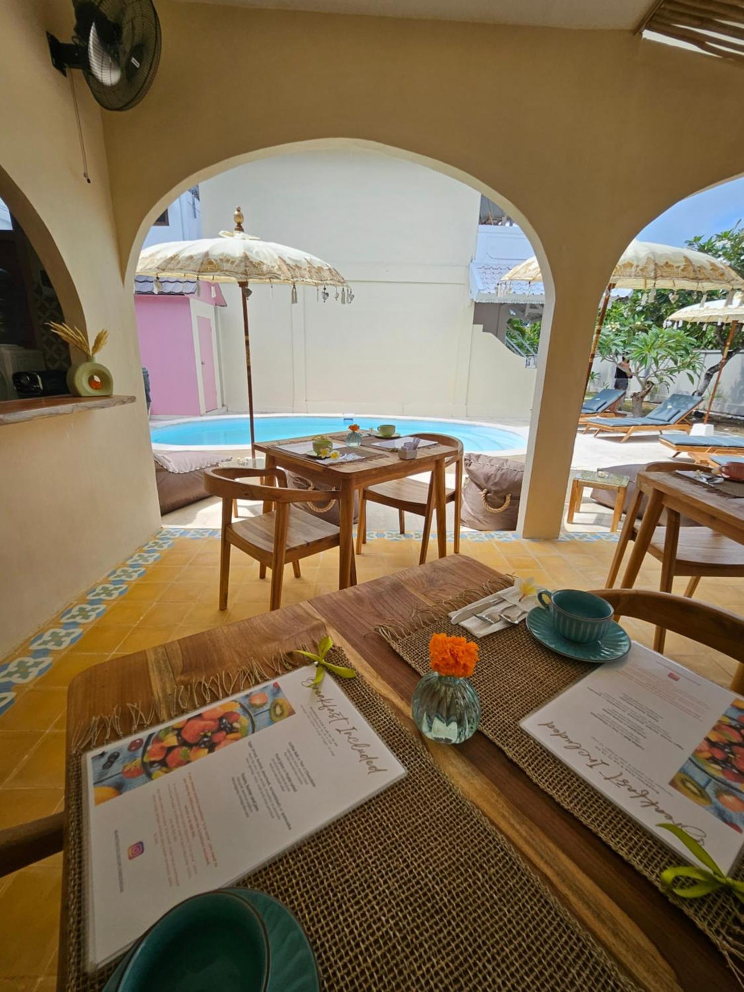 United Colors Of Lembongan Hotel Exterior foto